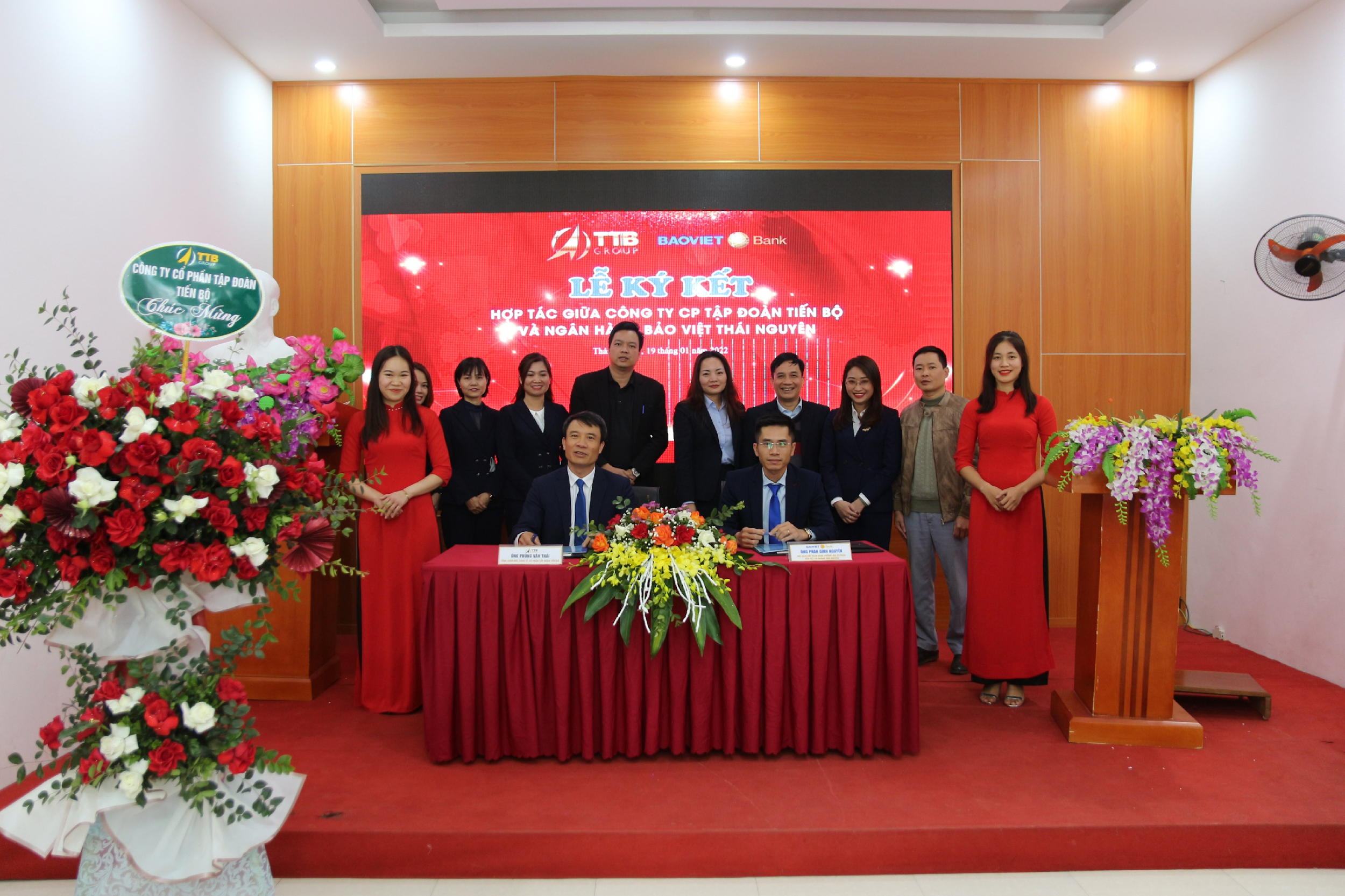 Lễ ký kết thỏa thuận hợp tác giữa BAOVIET BANK THAI NGUYEN và TTB GROUR